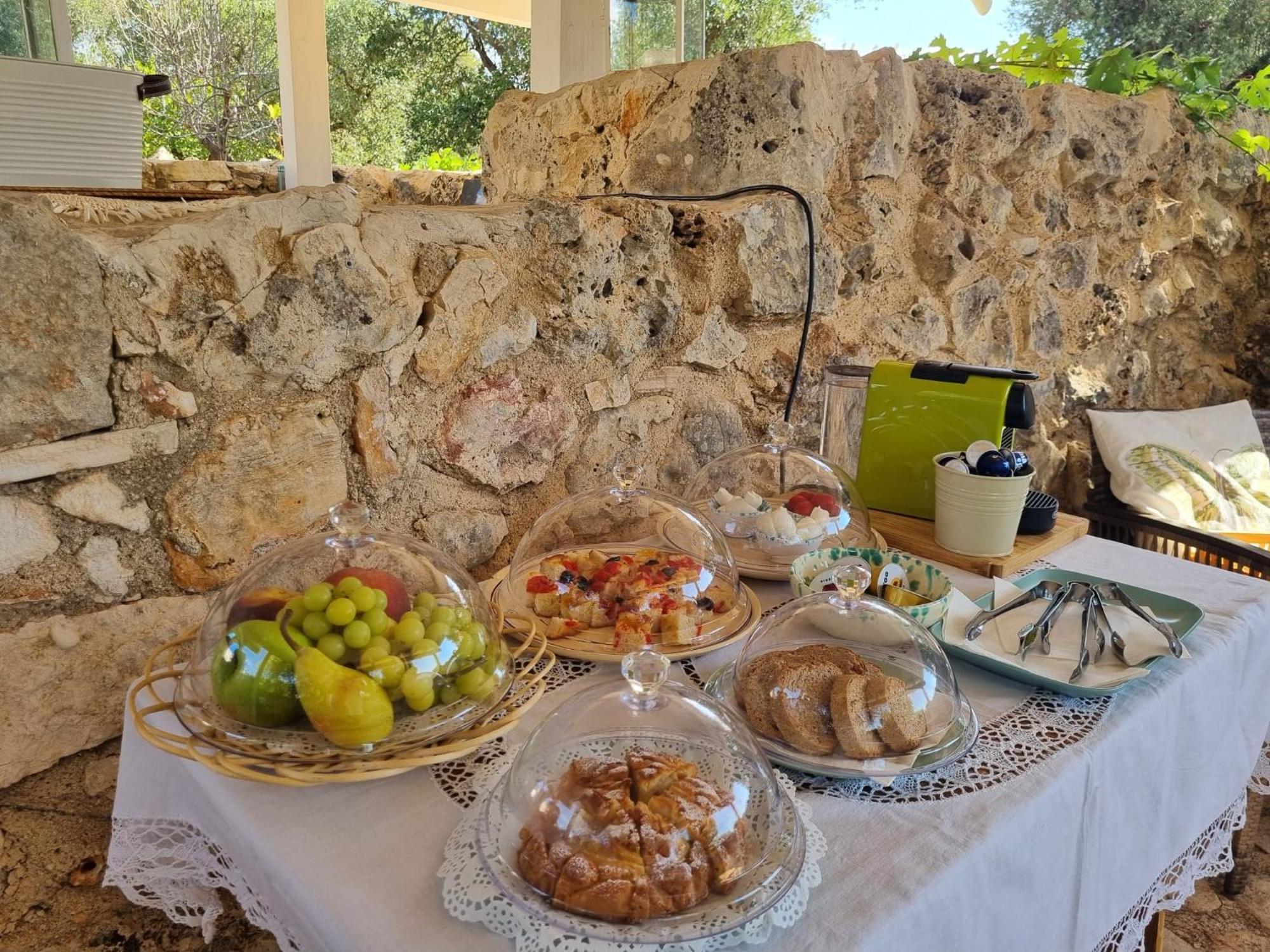 Trulli Di Spinaruta Bed & Breakfast Grottaglie Ngoại thất bức ảnh